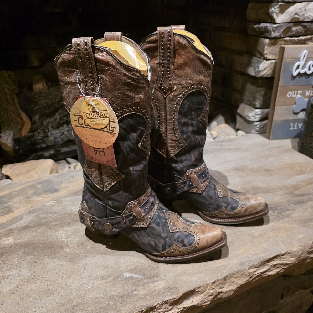 Corral Black and Brown Western Boots